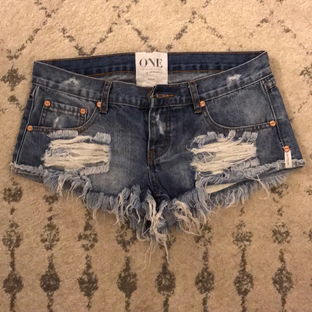 One teaspoon Shorts
